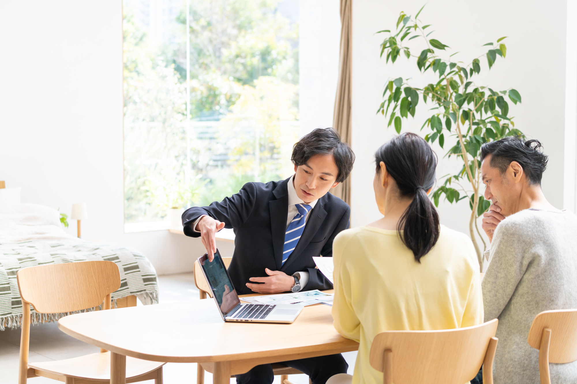 実家の査定はどう進める？相場を知る3つの方法を解説